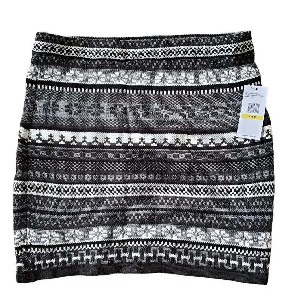 JESSICA SIMPSON SWEATER SKIRT SIZE MED